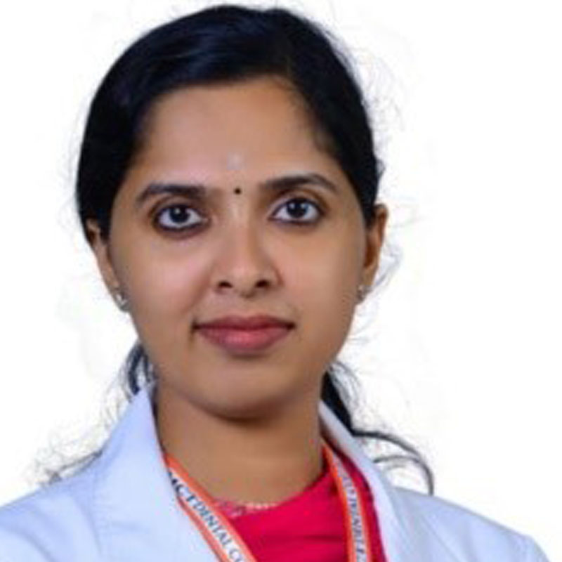 https://shifadentalclinic.in/wp-content/uploads/2022/07/Dr-Monisha-VS-doctor.jpg